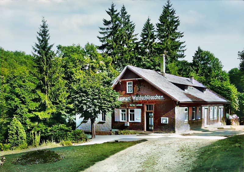 Die Geschichte des Waldschlösschens 7 AK Gehege bei Brotterode Thuer Wald Restaurant Waldschloesschen 1971